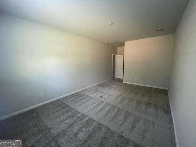 Building Photo - 3156 Morris Hills Dr