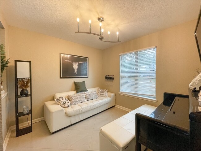 Building Photo - 2642 Skyview Ridge Ct