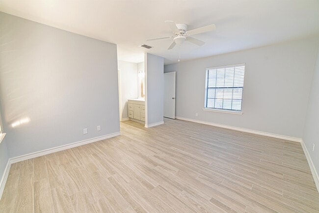 Building Photo - 8655 Northridge Loop