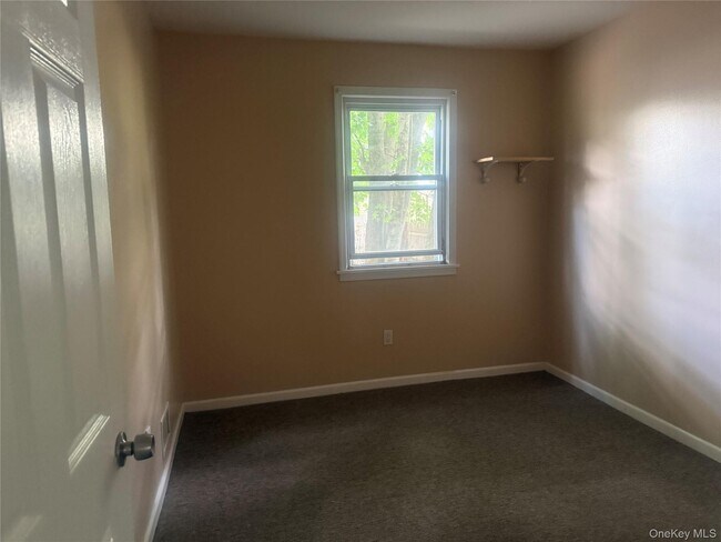 Building Photo - 155 Orange Turnpike