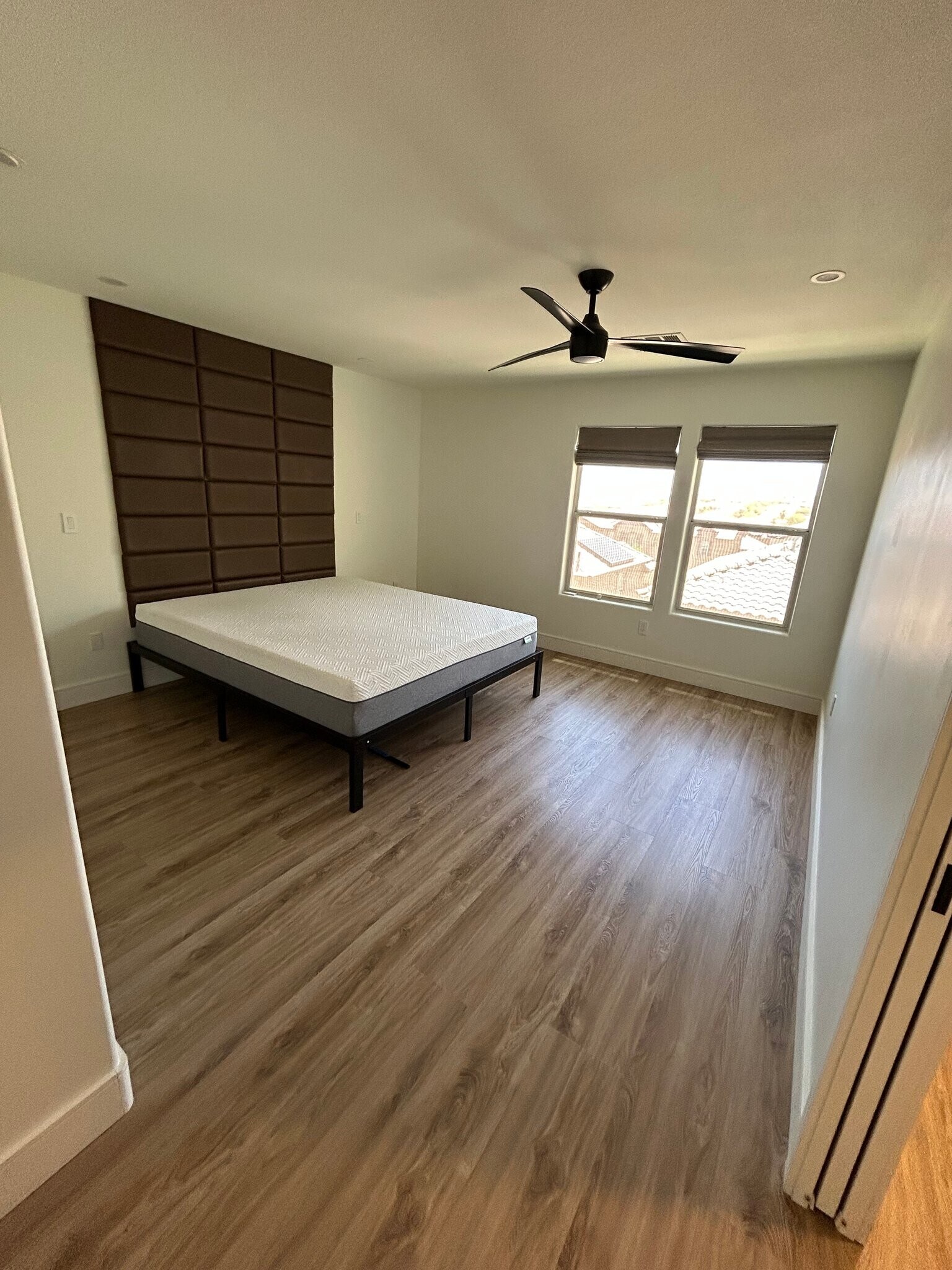 Building Photo - 10671 Cherry Ridge Ct