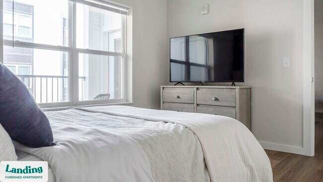 Building Photo - 9906 Runway Dr