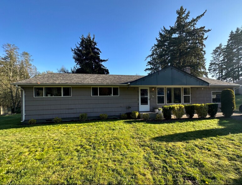 Building Photo - 2623 80th St E