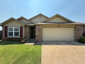 Building Photo - Owasso Schools/ 3bd 2Ba Huge Yard /Cul-de-Sac