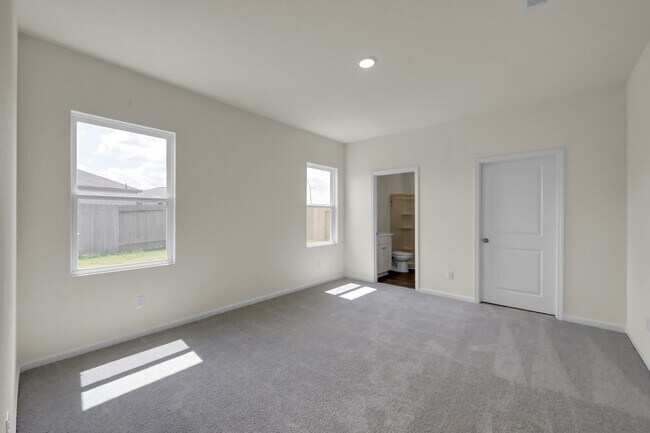 Building Photo - 15009 Ronan Dr