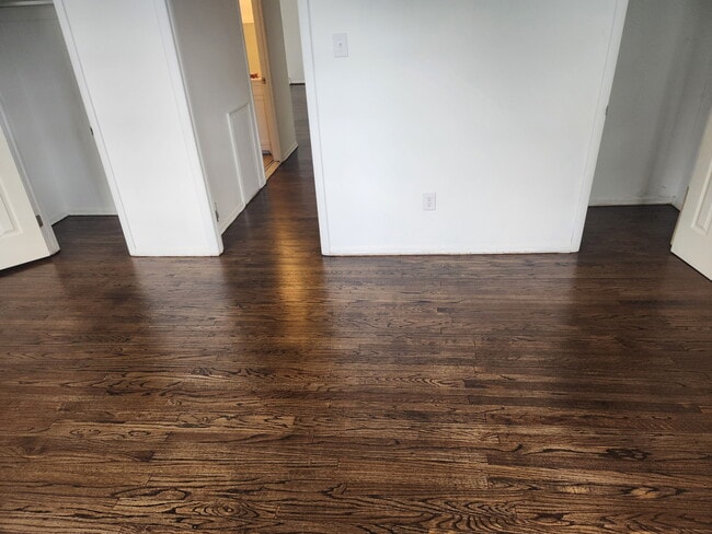 Building Photo - 111 Lorraine Ave