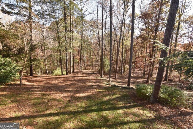 Building Photo - 505 Penny Ln