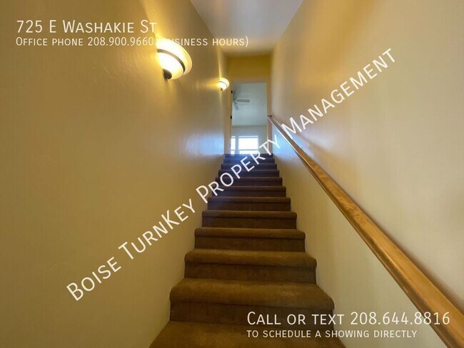 Building Photo - 725 Washakie St E