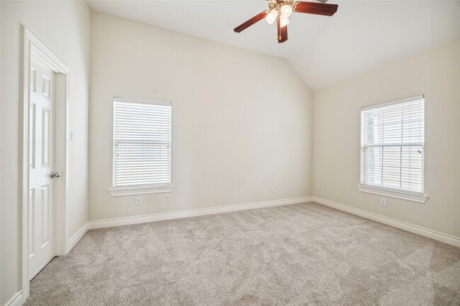 Building Photo - 5841 Katy St