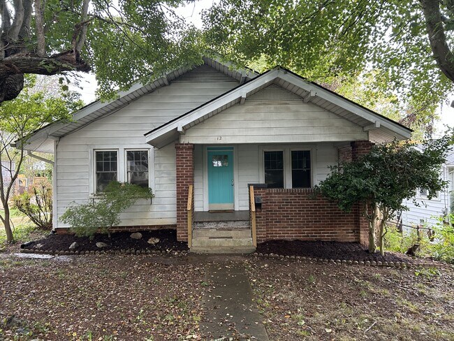 Primary Photo - 12 Harvard Pl