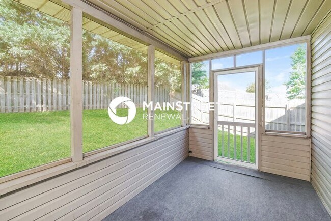 Building Photo - 3 Bedroom Pet-Friendly Home in MARYVILLE, ...