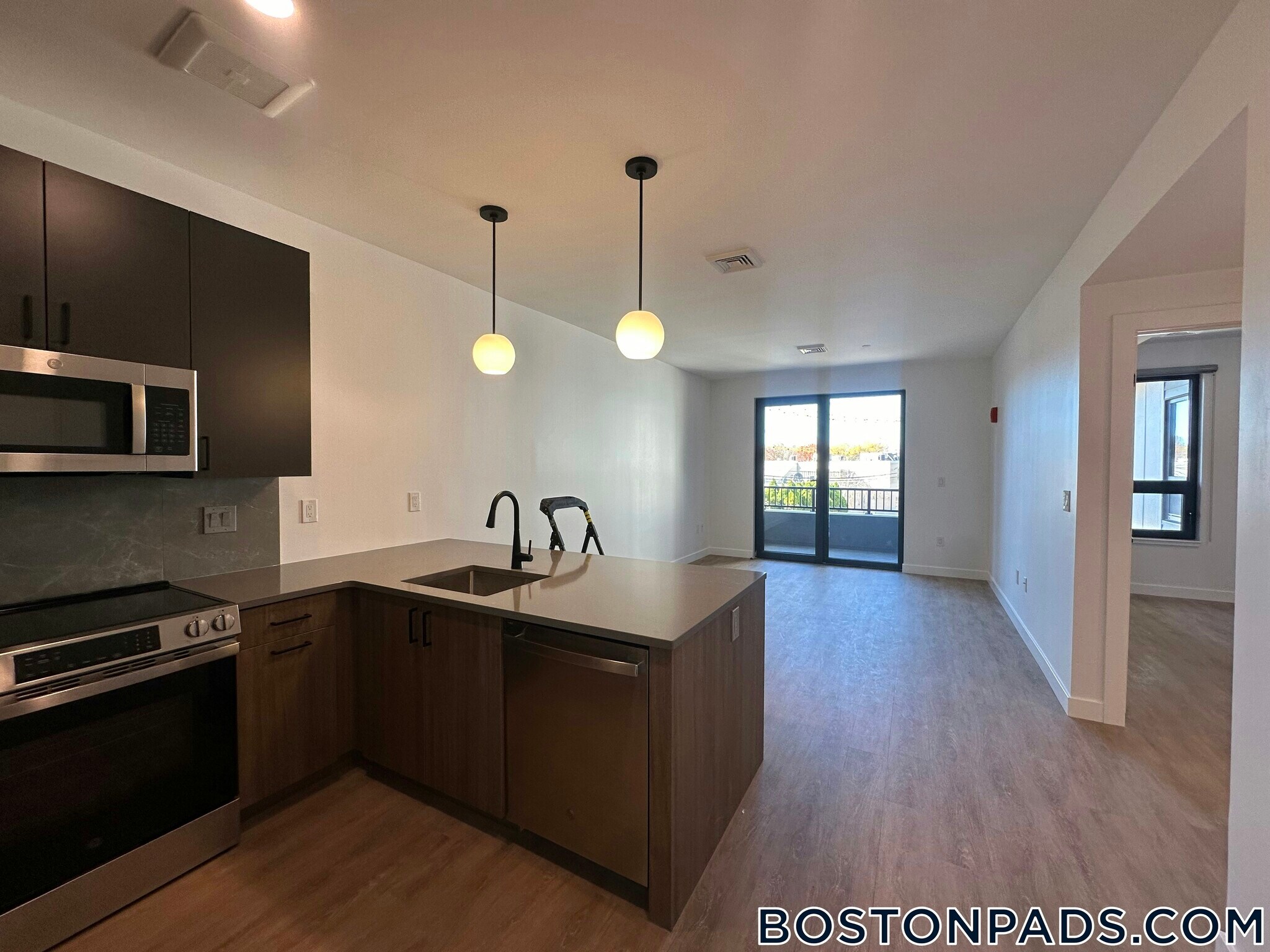 Building Photo - 199 Gardner St