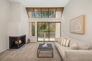 Building Photo - 19805 15th Ave NE