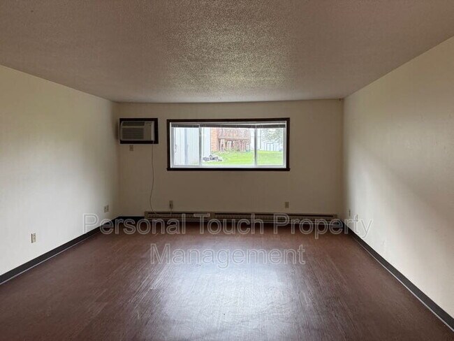 Building Photo - 1050 Front St