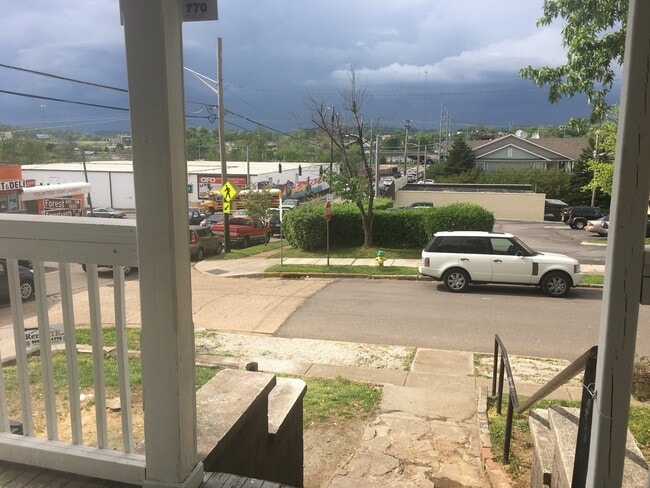 Building Photo - $1615 per Bedroom | 5BR/3BA Home in Fort S...
