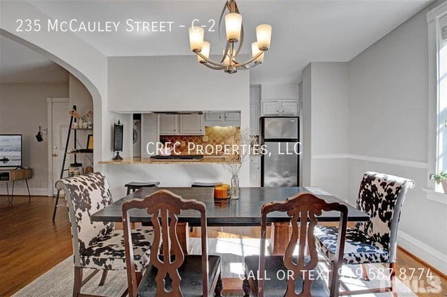 Building Photo - 235 McCauley St