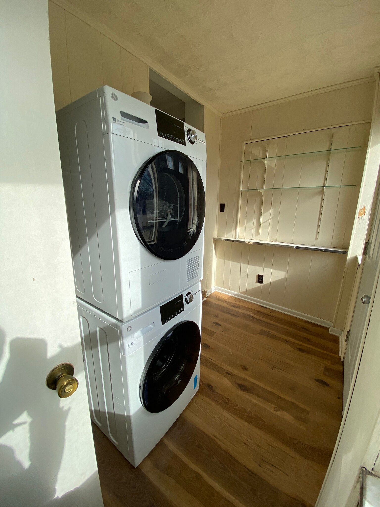 Washer Dryer - 3353 Alden Pl NE