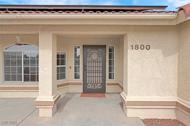 Building Photo - 1800 Red Rock Dr