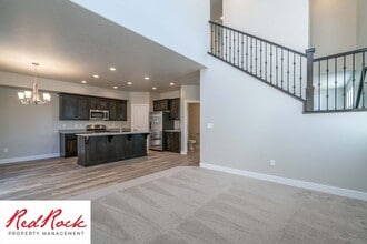 Building Photo - 3 Bedroom Hurricane Townhome With Scenic Views