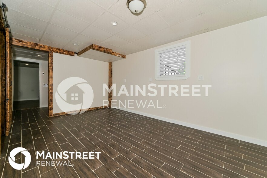 Building Photo - 5505 Malmsbury Rd NW