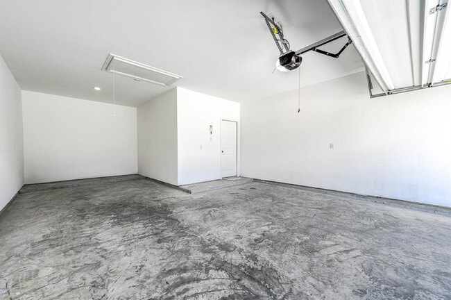 Building Photo - 453 Pace Bnd Ct