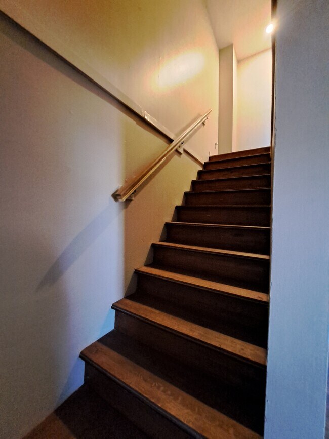 Building Photo - 109 Holiday Island Dr