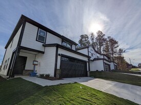 Building Photo - 645 Rawls Dr