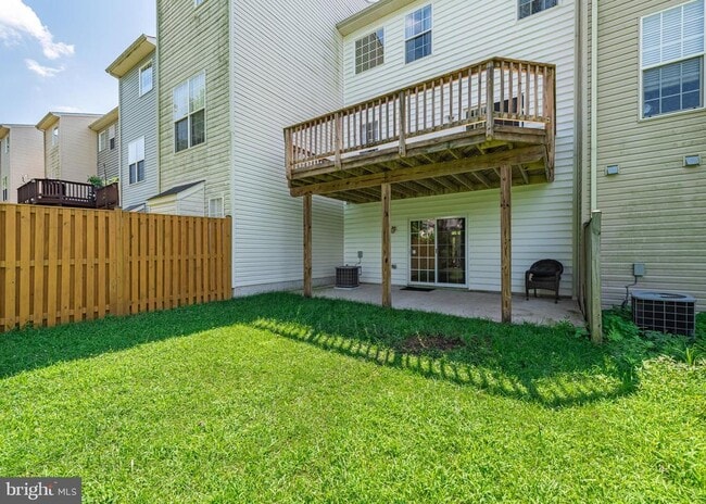 Building Photo - 1036 Lily Way