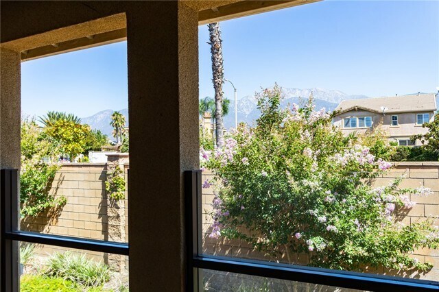 Building Photo - 12336 Hollyhock Dr