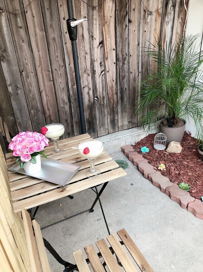 Private Patio of Guest House - 15161 Killion St