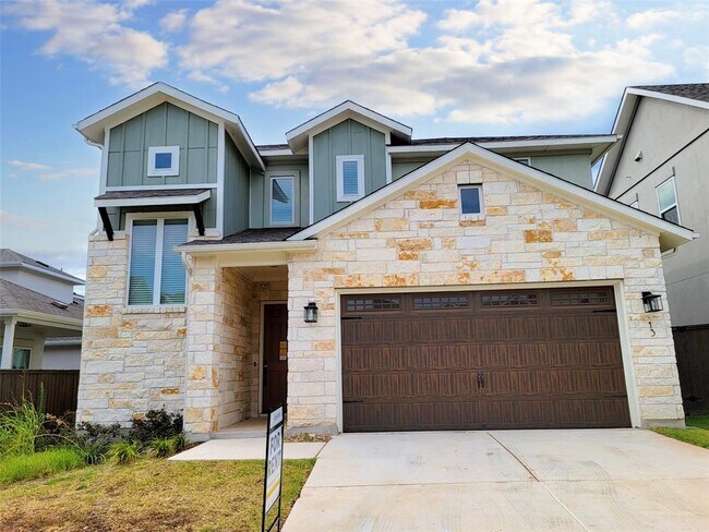 Building Photo - 601 C-Bar Ranch Trl
