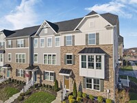 Building Photo - 104 Plaza Dr