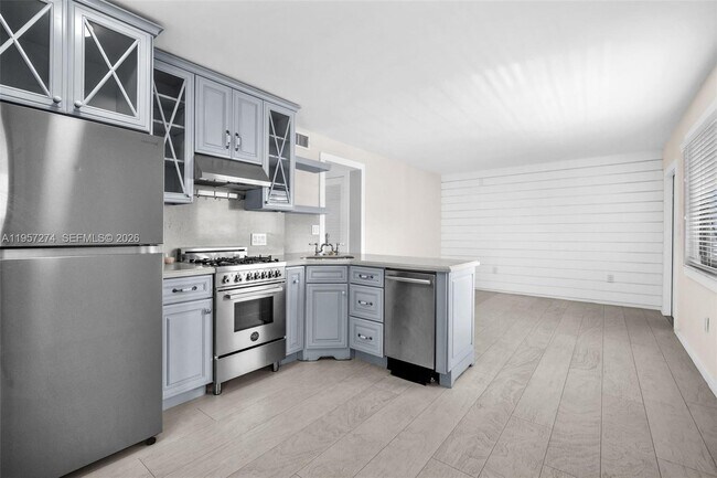 Building Photo - 3265 Virginia St