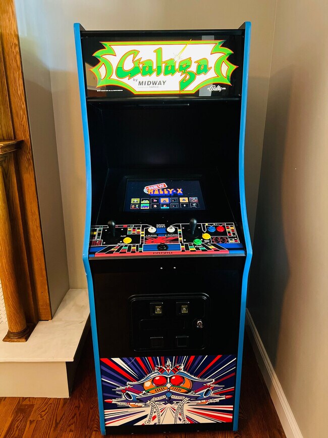 Building Photo - 3209 W Fairview Pl