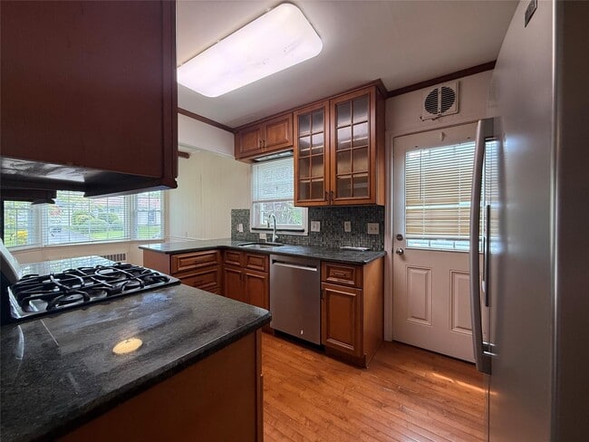 Building Photo - 1419 Apple Ln