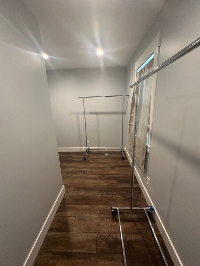 Building Photo - Charming Home in Winters, CA