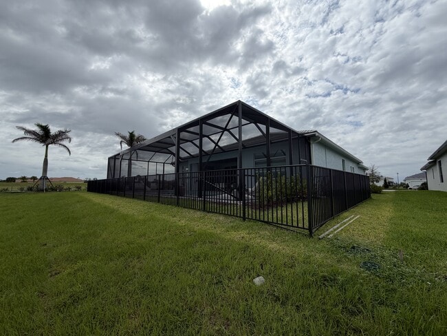 Building Photo - 8346 Puccini Way
