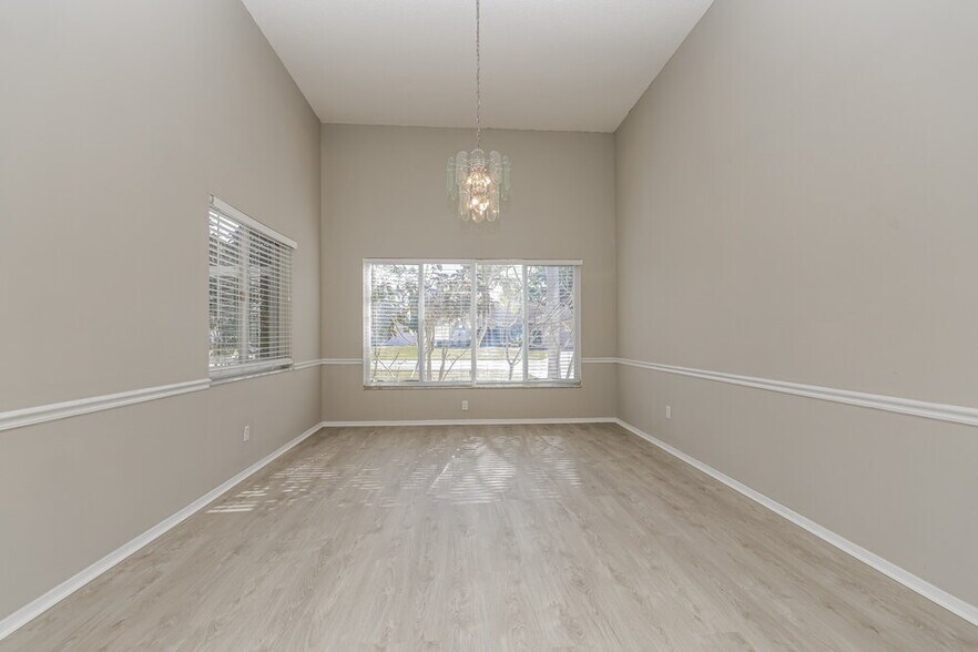 Building Photo - 2877 48th Way E