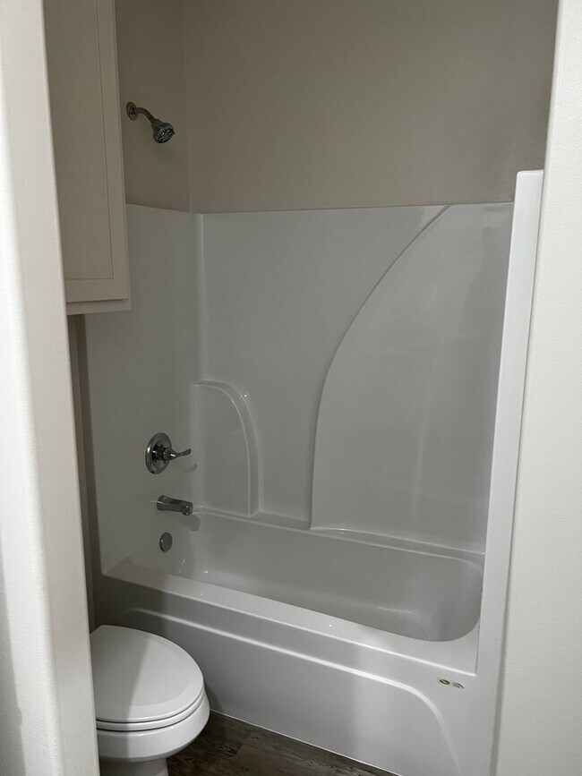 Building Photo - Beautiful 2bedroom New Construction Duplex