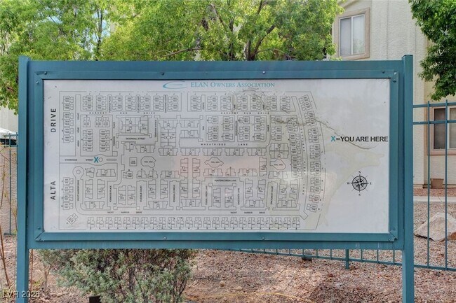 Building Photo - 760 Hunters Creek Ln