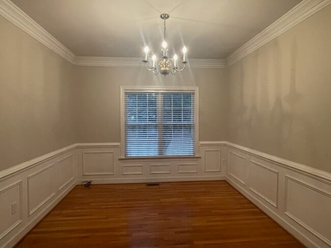 Building Photo - 1834 Rolfe Way