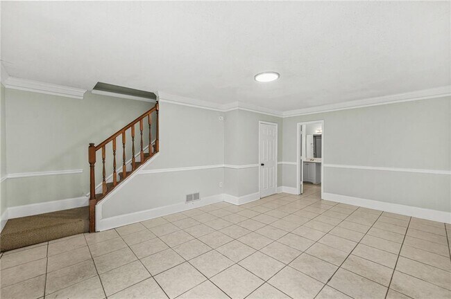 Building Photo - 140 Davis Mill Ct