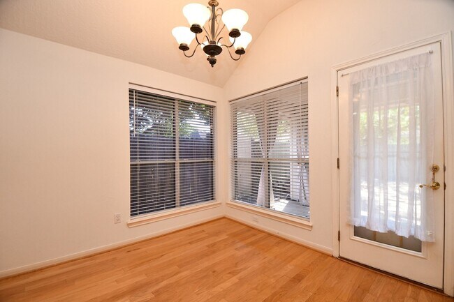 Building Photo - 1215 Wood Haven Ct