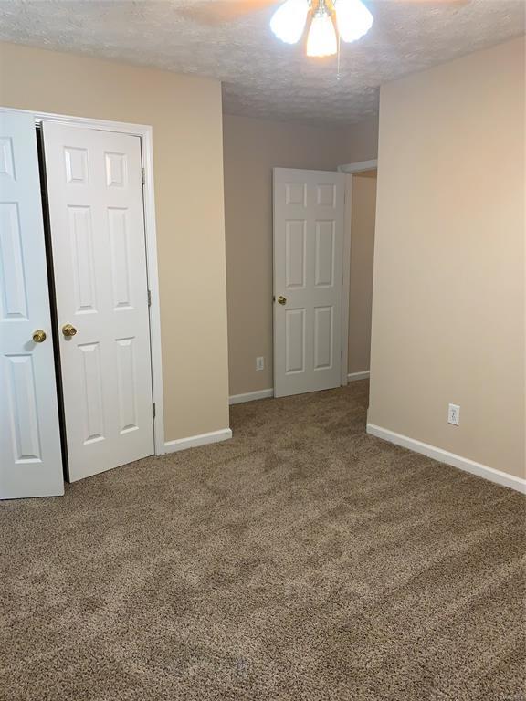 Building Photo - 131 Live Oaks Dr