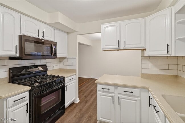 Building Photo - 5969 Marra Dr