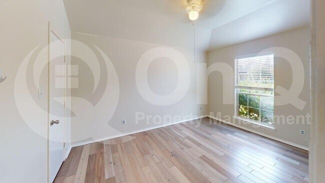 Building Photo - 114 Rio Grande Dr