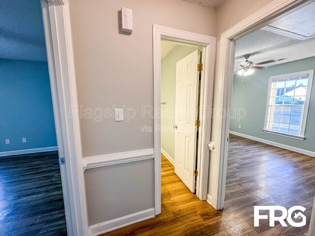 Building Photo - 1145 Nicklaus Dr