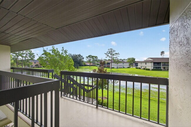 Building Photo - 6485 Chasewood Dr