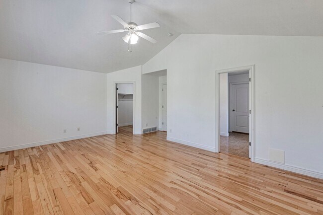 Building Photo - 503 N 850 W