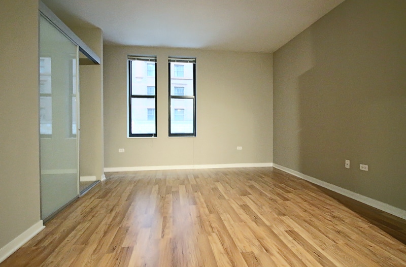 Building Photo - 182 W Randolph St